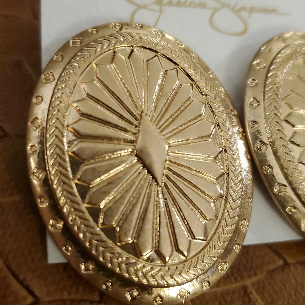 Jessica Simpson gold tone oversized textured coin‎ oval style earrings brand new